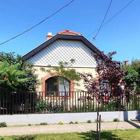 Bundik Vendeghaz Apartment Berettyoujfalu Exterior photo